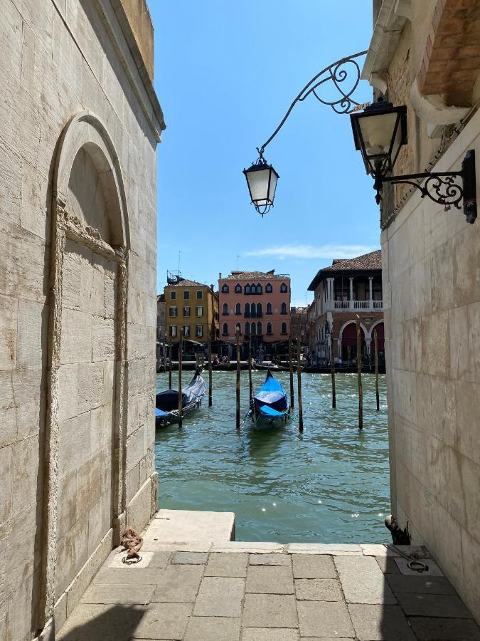 Friari Suite-Luxury Apt. Close To Rialto Bridge Венеция Экстерьер фото